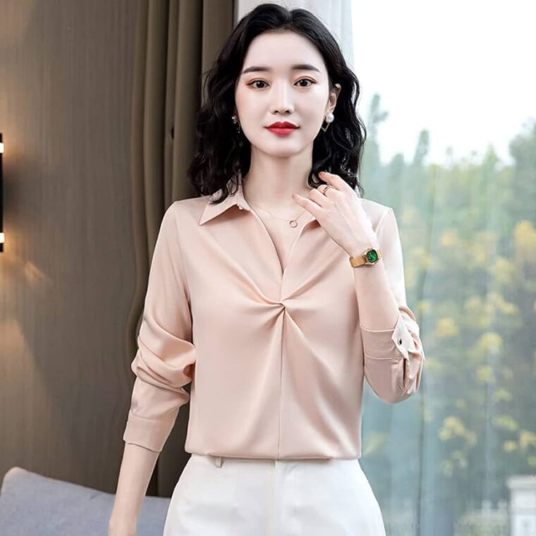 Chic and Versatile Ladies' Blouses for Effortless Style - Image 5