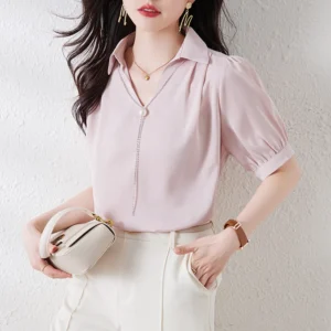 Chic and Versatile Ladies' Blouses for Effortless Style