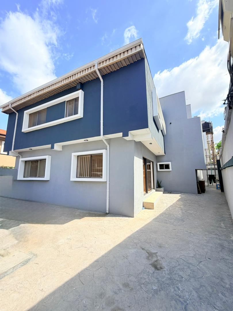 Spacious 5-Bedroom Fully Detached Duplex with Mini BQ, Maryland, Lagos