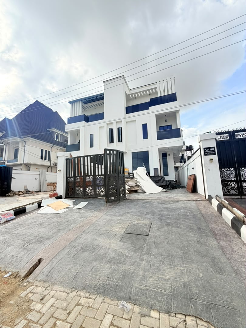 Beautifully Built 4-Bedroom Semi-Detached Duplex, Amuwo Odofin, Lagos