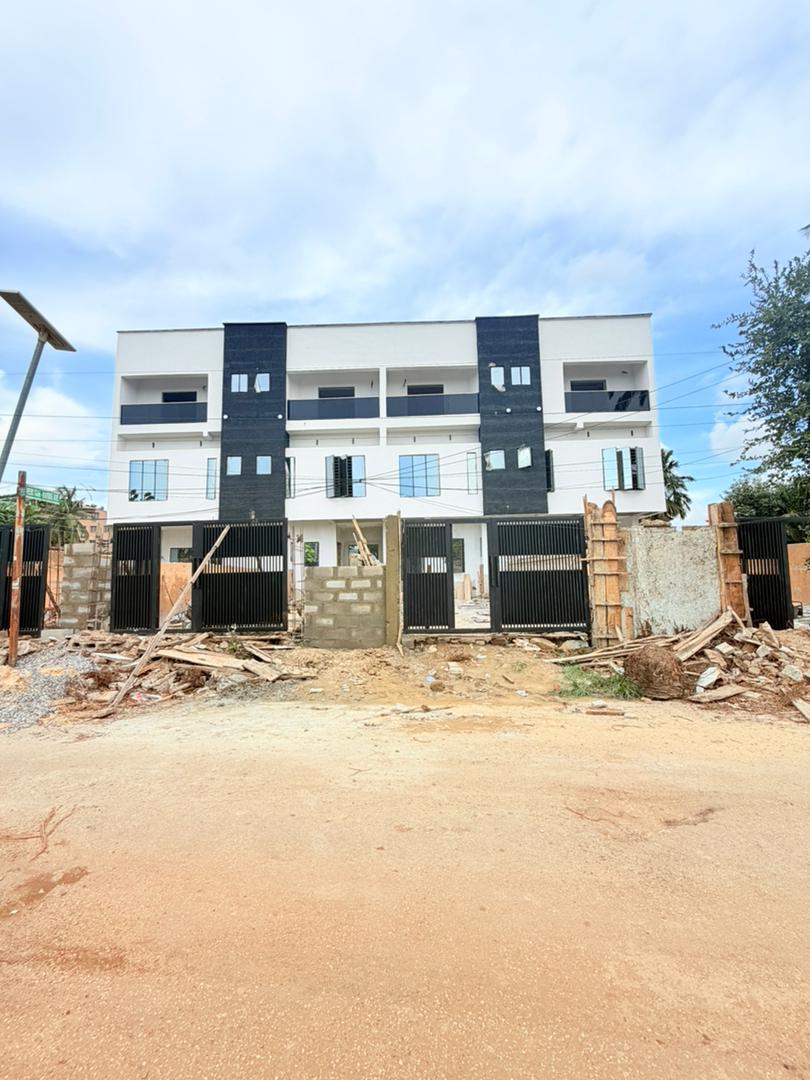 Luxuriously Built 4-Bedroom Terrace Duplex with BQ, Ikeja GRA, Lagos