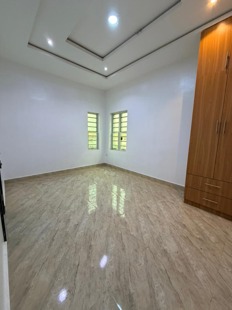 Neatly Built 3-Bedroom Apartment, Magodo GRA Phase 2, Lagos - Image 8