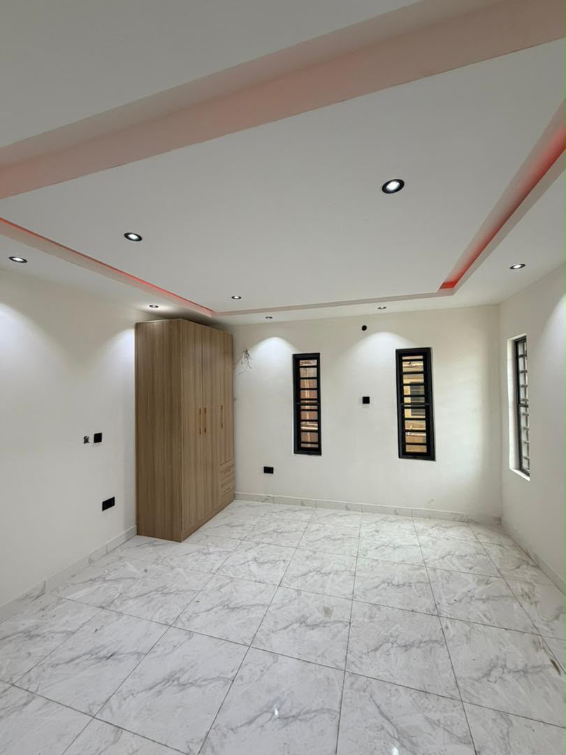 Neatly Built 3-Bedroom Apartment, Gbagada, Lagos - Image 10
