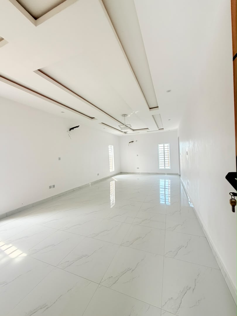 Magnificently Built 5-Bedroom Fully Detached Duplex with a Room BQ, Magodo GRA Phase 2, Lagos - Image 12