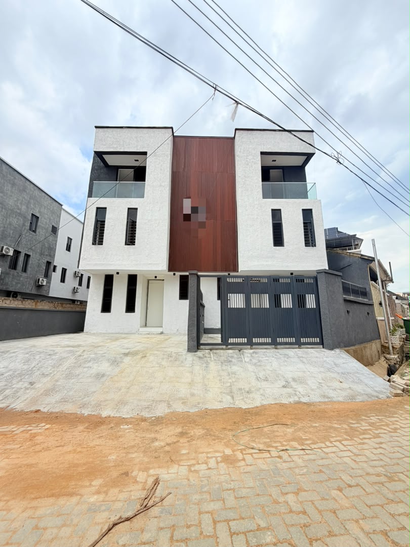 Nicely Built 4-Bedroom Semi Detached Duplex, Gbagada, Lagos