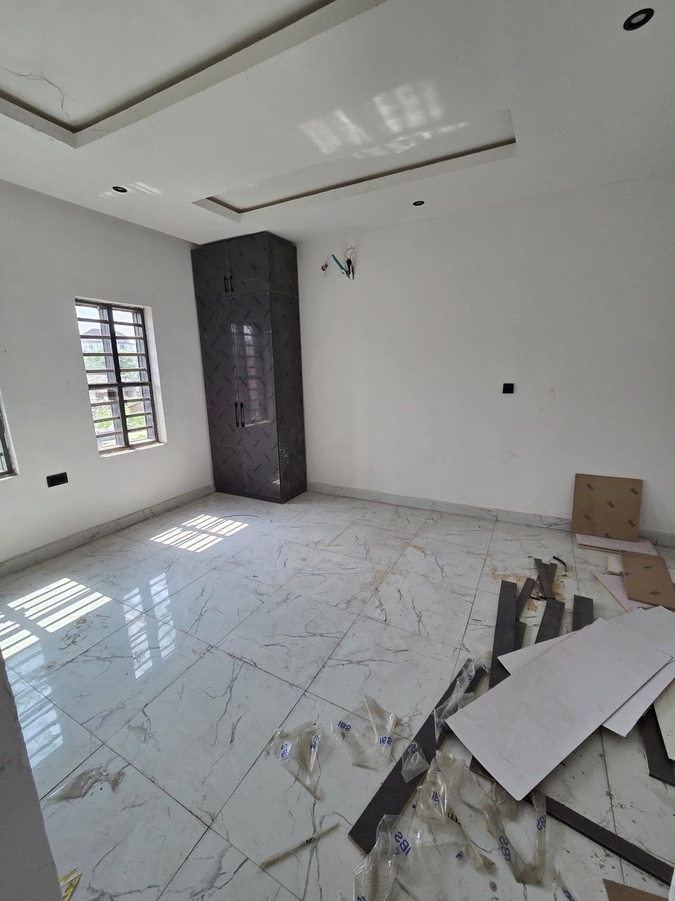 Nicely Built 3-Bedroom Apartment, Yaba - Image 7