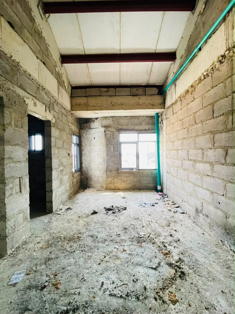 Lovely Completed 4-Bedroom Townhouse (Carcass) with Premium Exterior Finishes, Gbagada, Lagos - Image 4