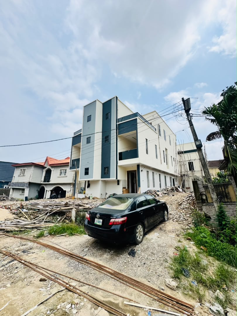 Astoundingly Built 4-Bedroom Semi-Detached Duplex, Gbagada, Lagos - Image 2