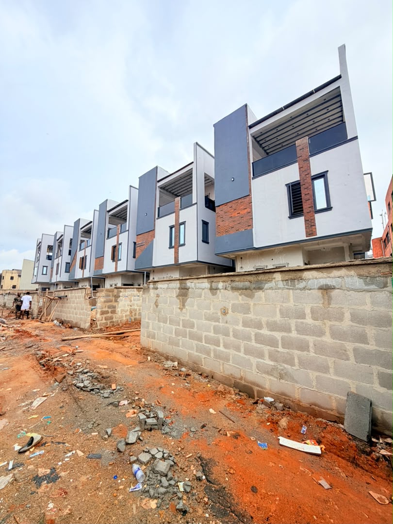 Exquisitely Built 5-Bedroom Detached Duplex with BQ, Opebi, Ikeja - Image 3