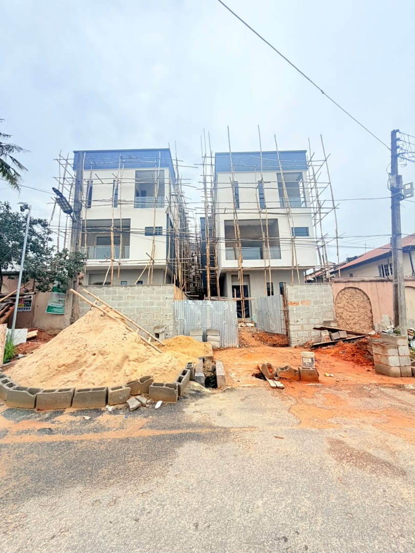Magnificently Built 5-Bedroom Fully Detached Duplex with a Room BQ, Magodo GRA Phase 2