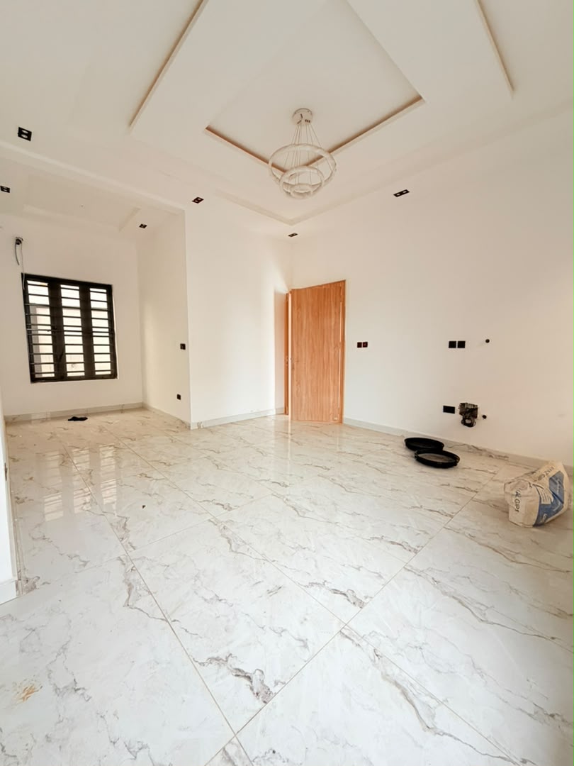 Gorgeously Built 4 Bedroom Fully Detached Duplex with BQ, Magodo GRA Phase 1, Lagos - Image 2