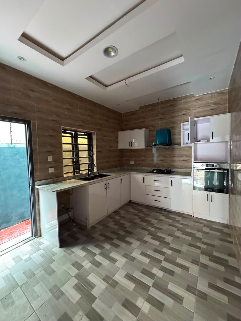 Newly Built 4 Bedroom Semi-Detached Duplex, Ojodu Berger Lagos - Image 10