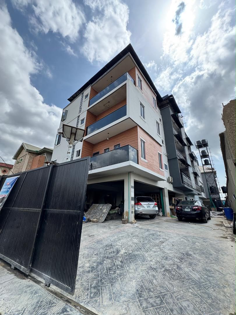 Lovely Built 3 Bedroom Apartment, Yaba - Image 11