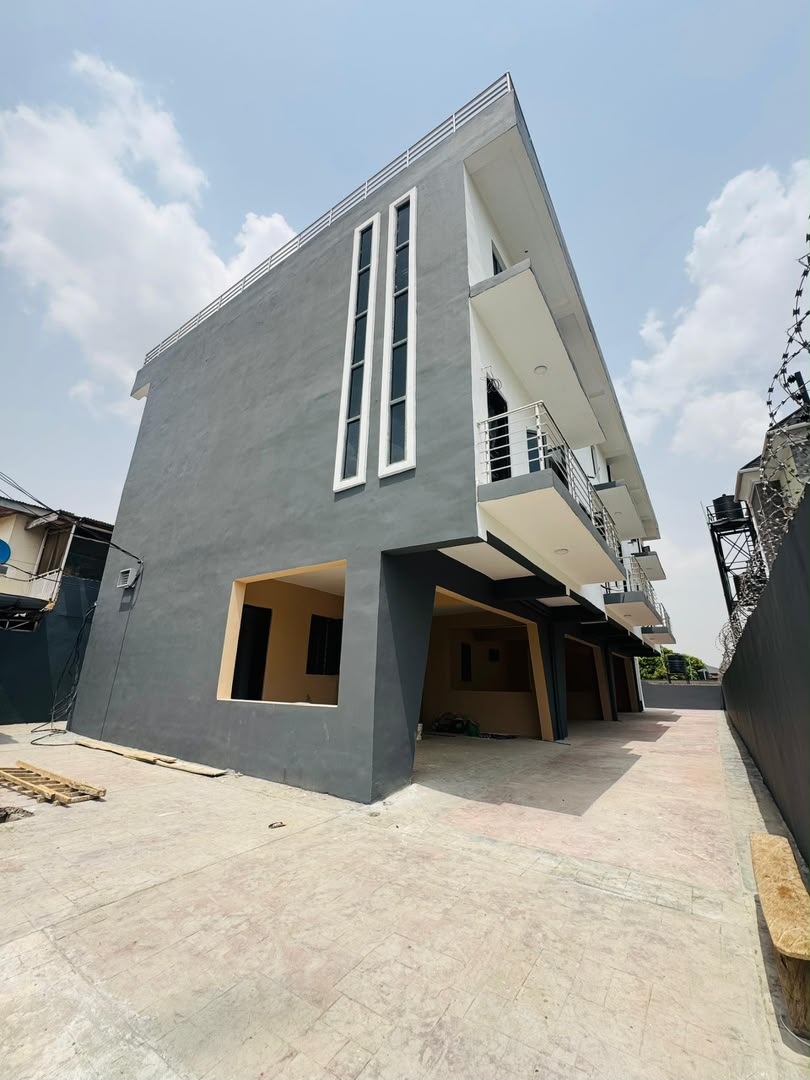 Lovely Built 4 Bedroom Terrace Duplex, Anthony, Maryland - Image 7