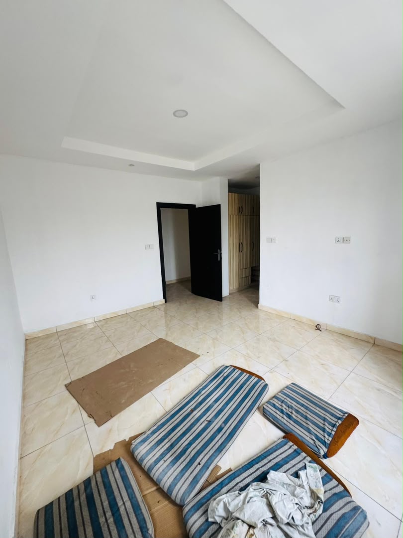Lovely Built 4 Bedroom Terrace Duplex, Anthony, Maryland - Image 12