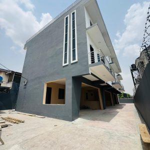 Lovely Built 4 Bedroom Terrace Duplex, Anthony, Maryland
