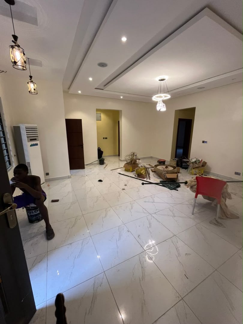 Aesthetically Pleasing 3 Bedroom Apartment, Gbagada - Image 9